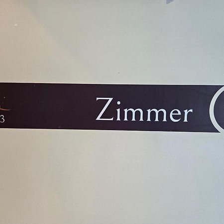Pension Gp3, Zimmer Mit Kochnische Und Duschbad Vor Den Toren Berlins Dallgow-Doeberitz ภายนอก รูปภาพ